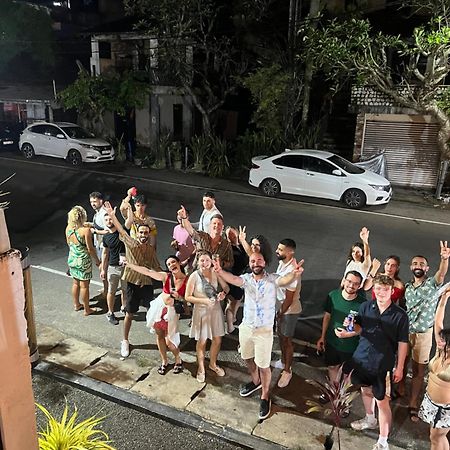 Hummus Hostel Hikkaduwa Exterior photo